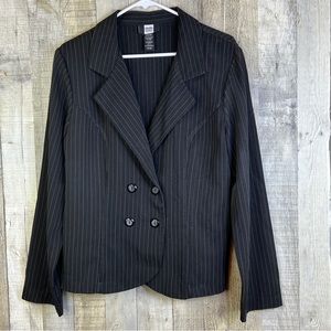 Studio 1940 SZ. 16 Black Button Front Jacket w/White Pin Stripe & Should…